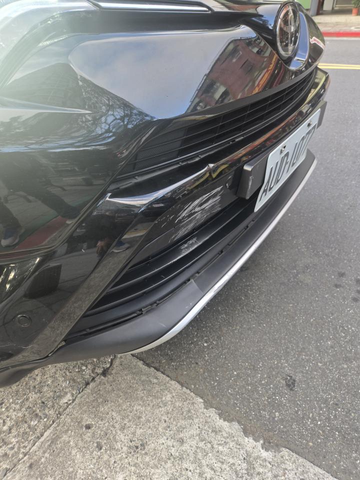 汽車板金烤漆案件圖片