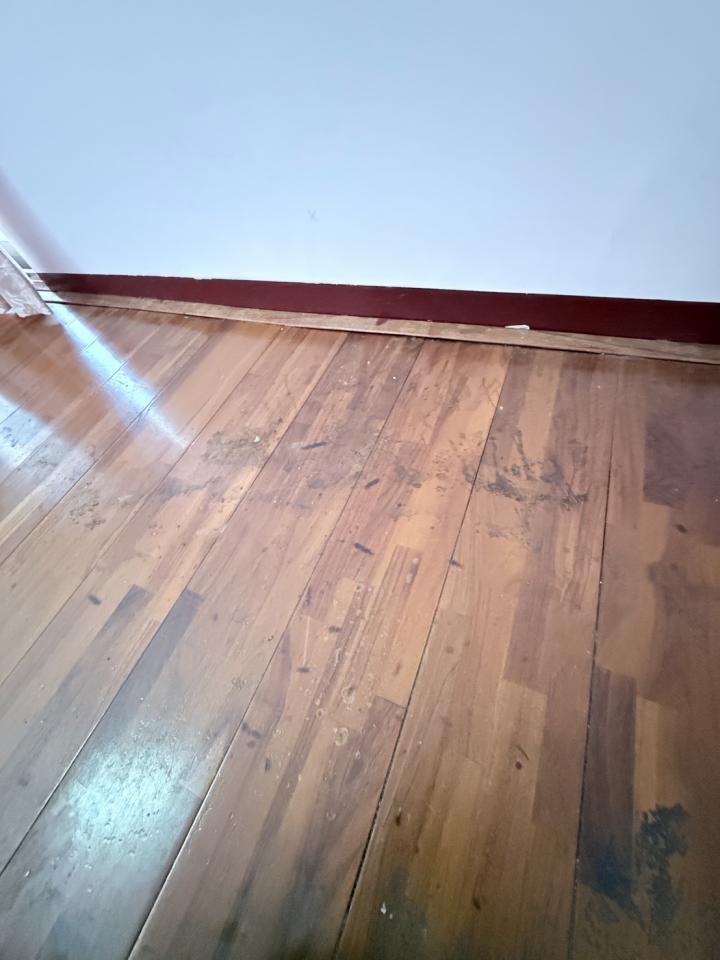 地板維修案件圖片
