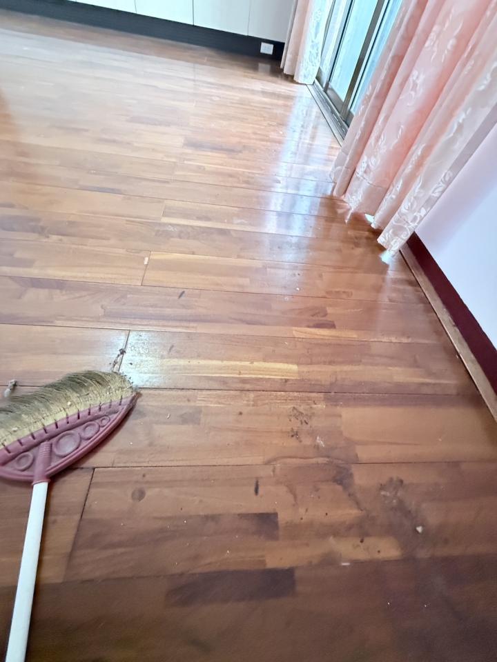 地板維修案件圖片