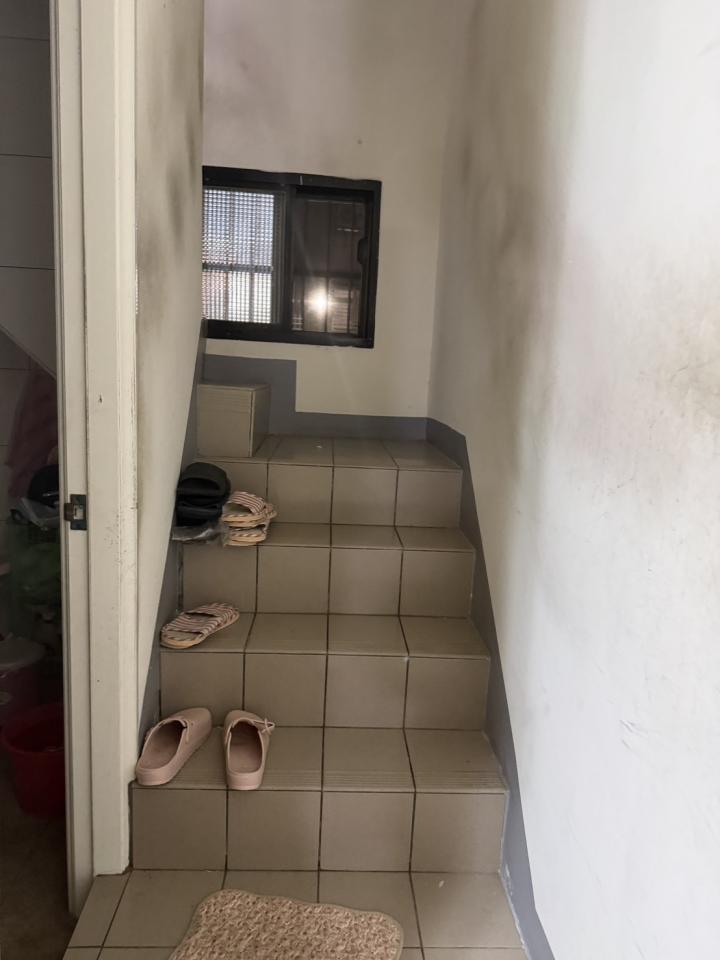 樓梯扶手案件圖片