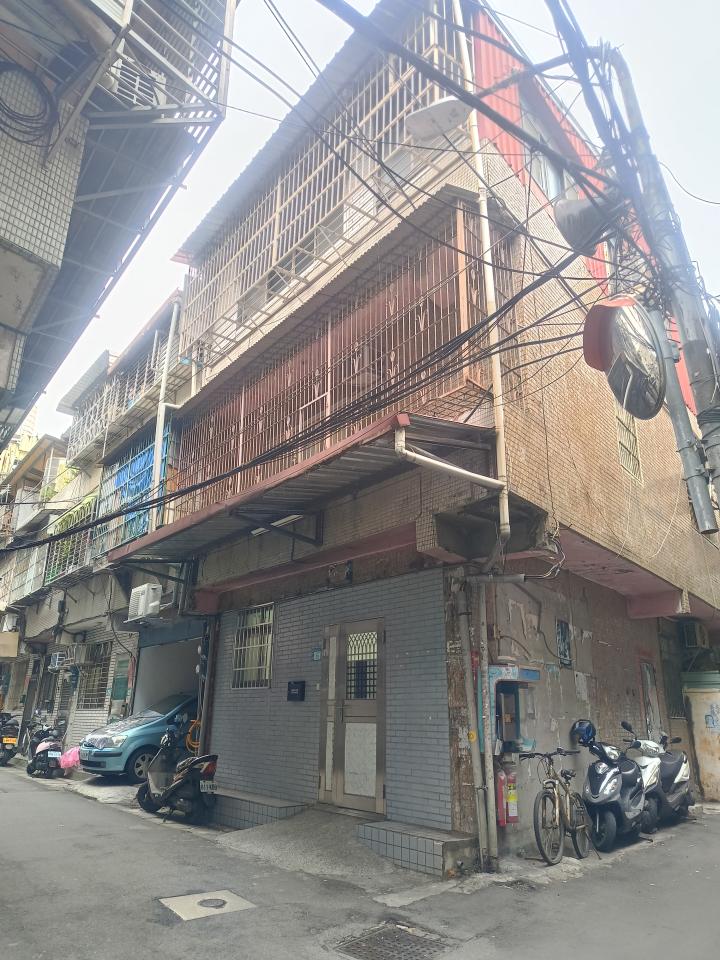 鷹架出租案件圖片