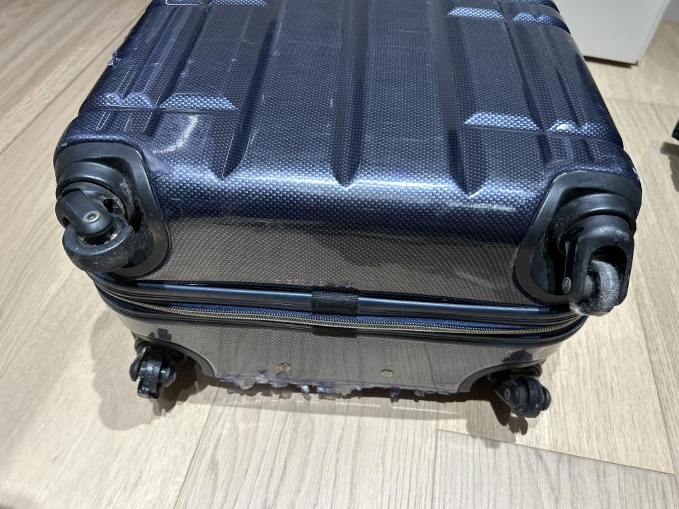 行李箱維修案件圖片