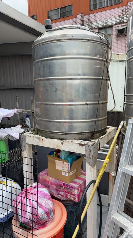 水塔漏水維修案件圖片