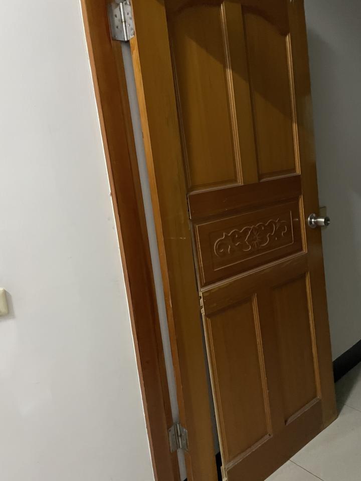 門片安裝案件圖片