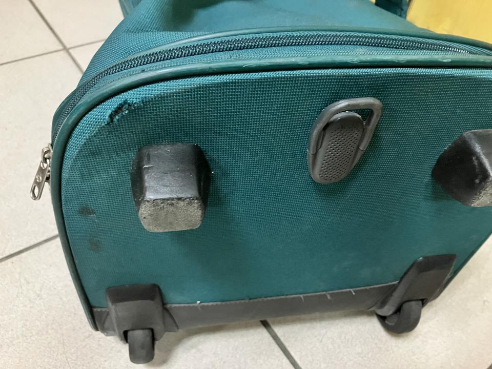 行李箱維修案件圖片