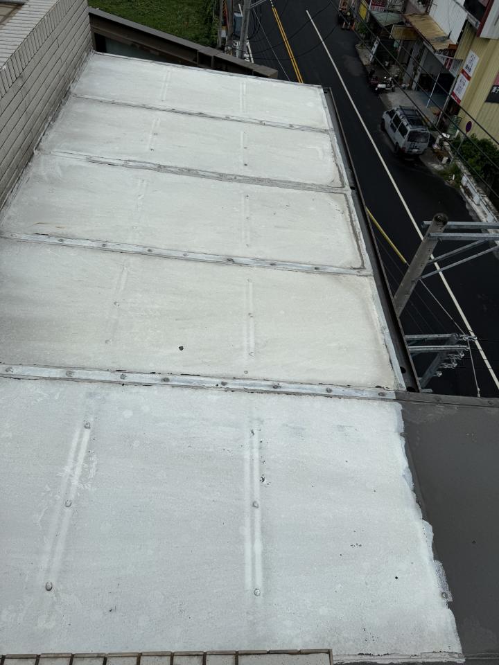 鐵皮屋頂案件圖片