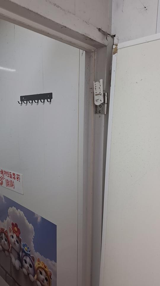 浴室門案件圖片