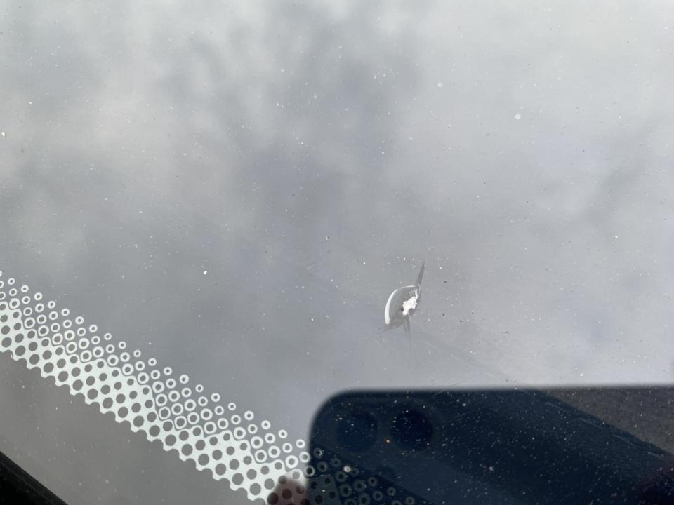 汽車玻璃修補案件圖片
