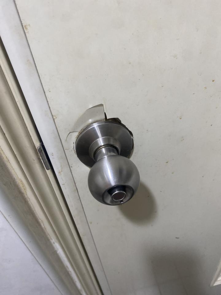 浴室門案件圖片