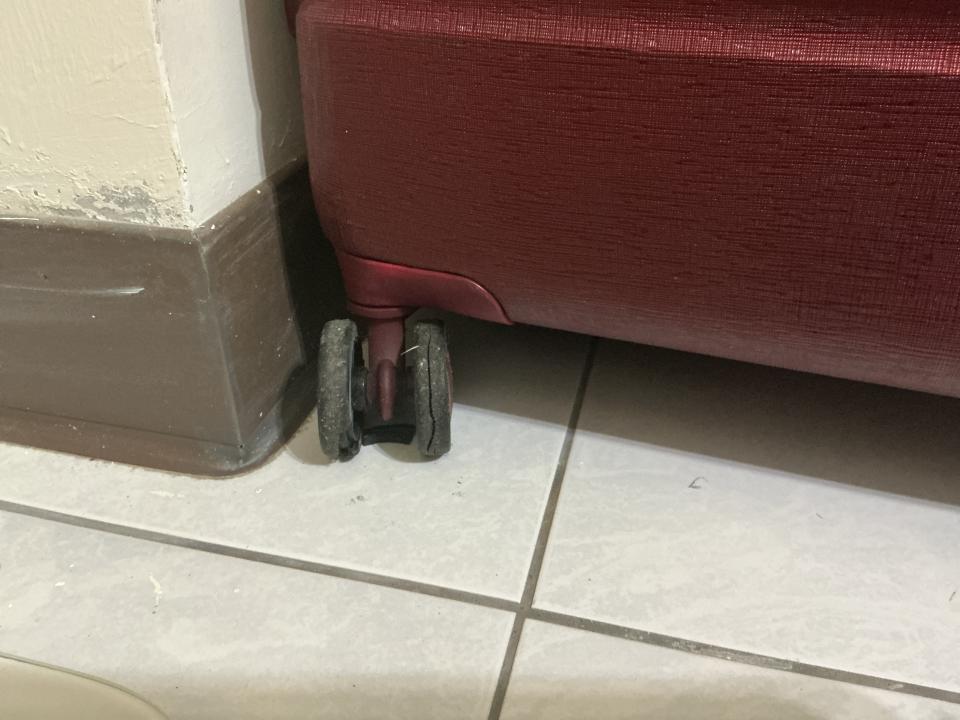 行李箱維修案件圖片