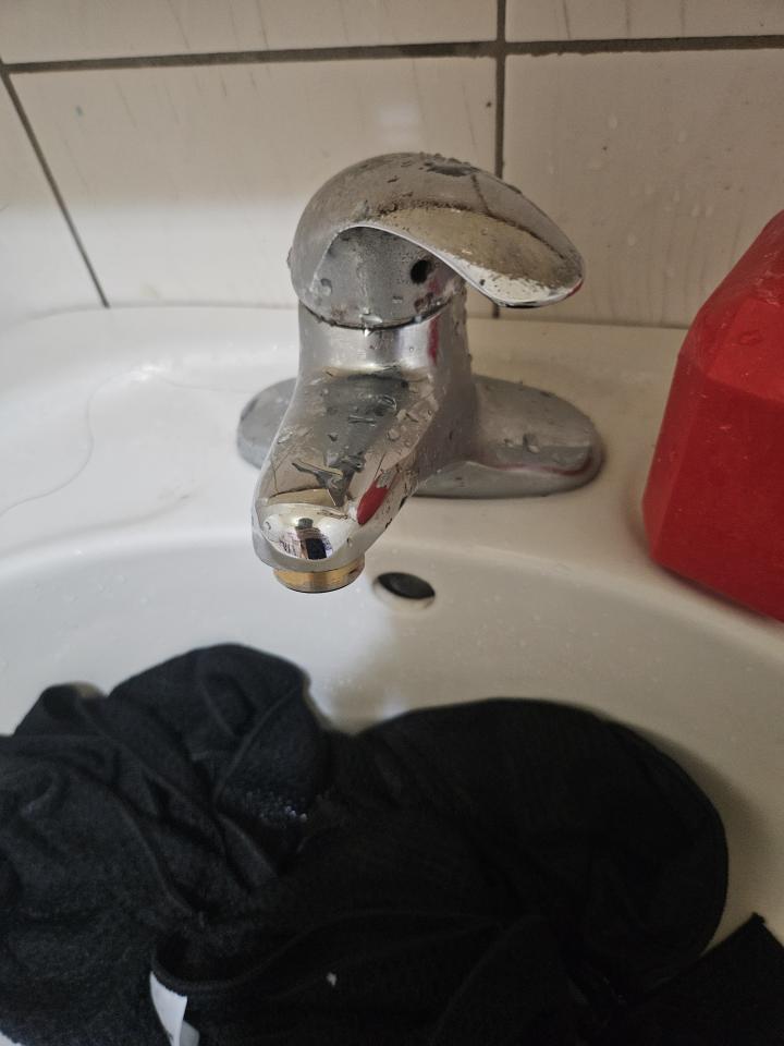 水龍頭裝修案件圖片