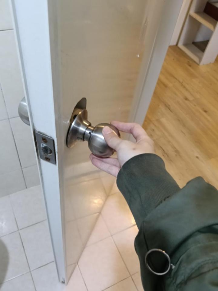 浴室門案件圖片