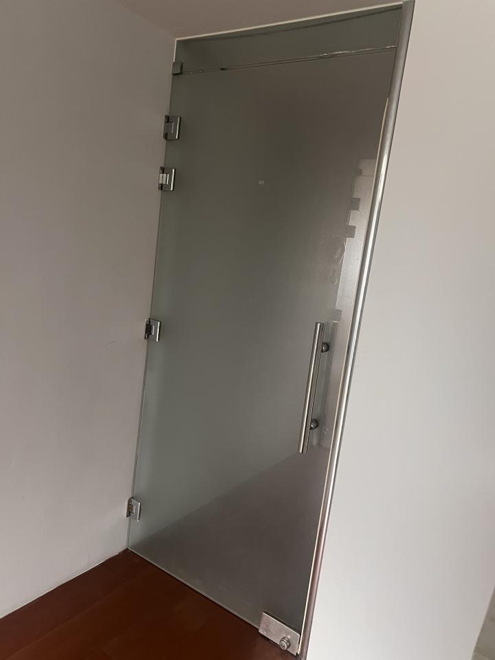 門片安裝案件圖片