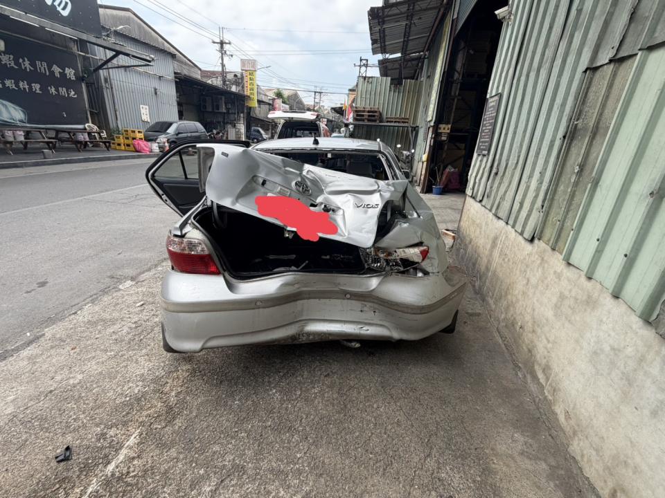汽車板金烤漆案件圖片