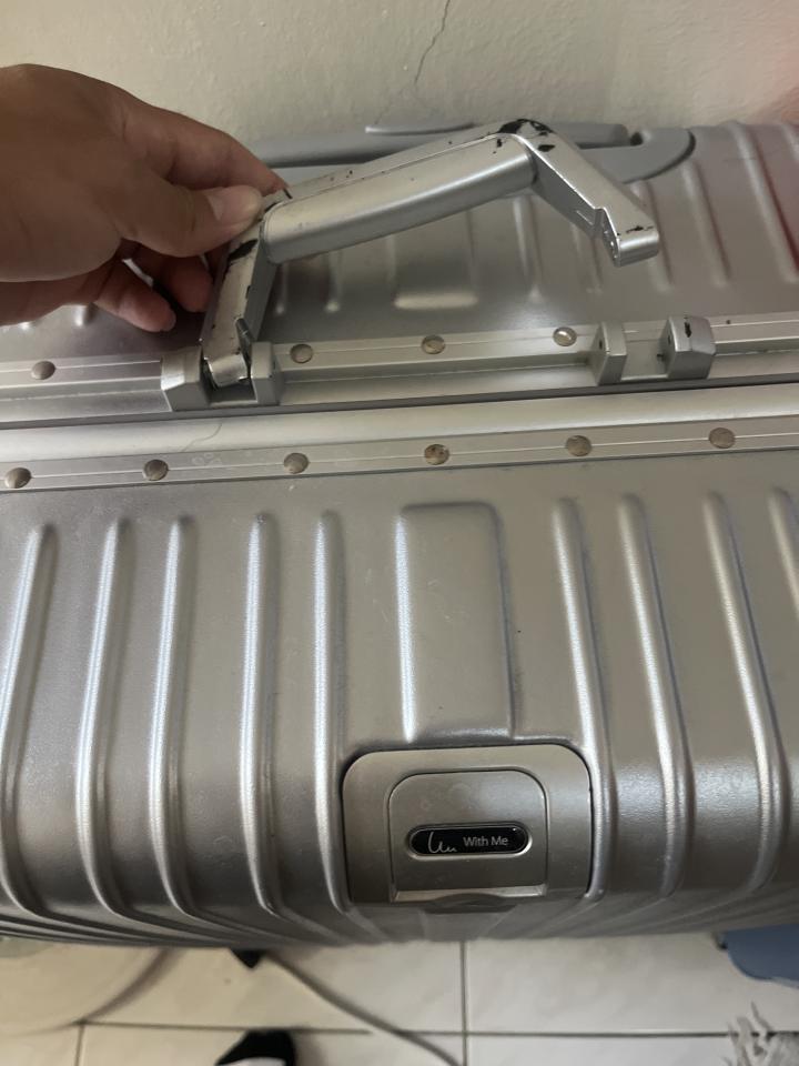 行李箱維修案件圖片