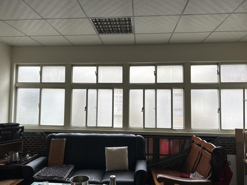 窗簾安裝維修案件圖片