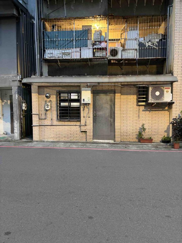 遮雨棚安裝案件圖片