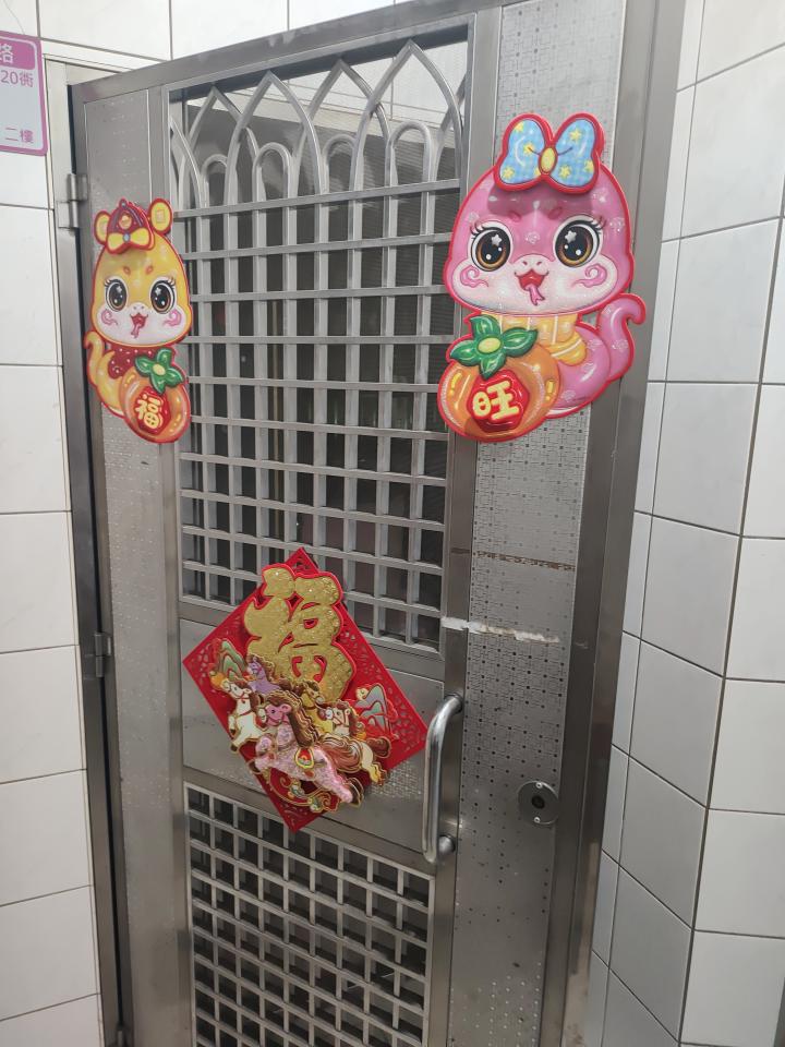 鐵門案件圖片