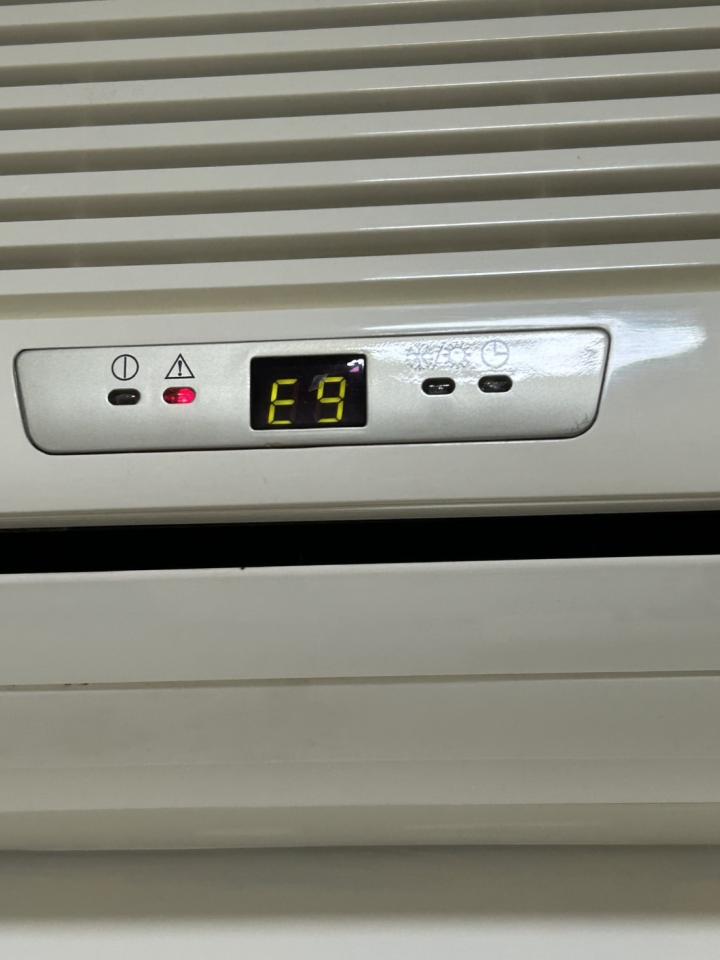 冷氣維修保養案件圖片