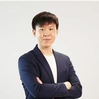 提供飯店服務的專家阿杰學長