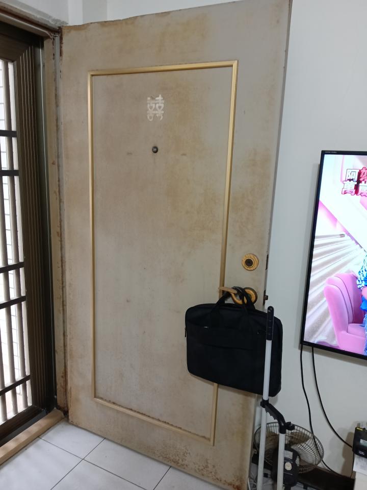門片維修案件圖片