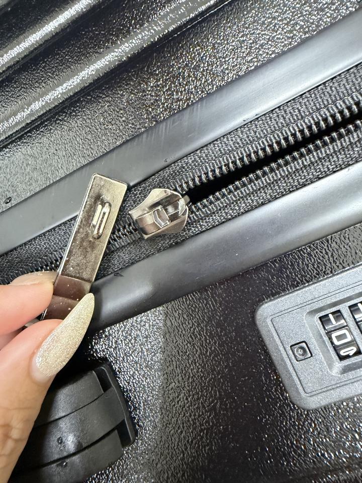 行李箱維修案件圖片