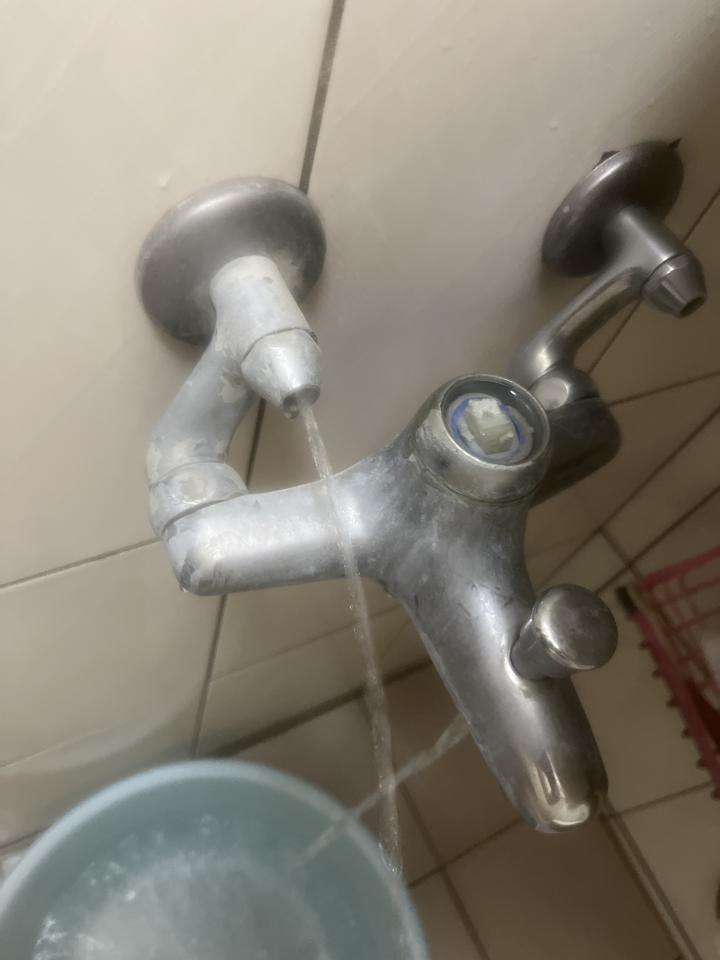 水龍頭裝修案件圖片