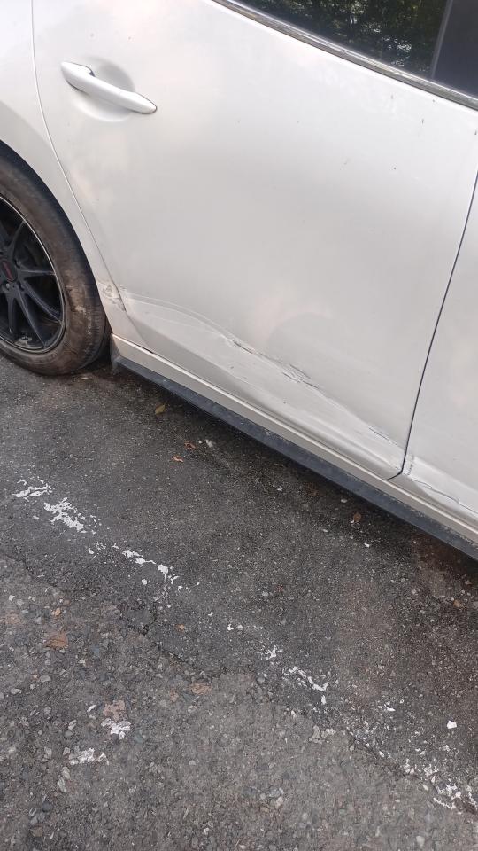 汽車板金烤漆案件圖片