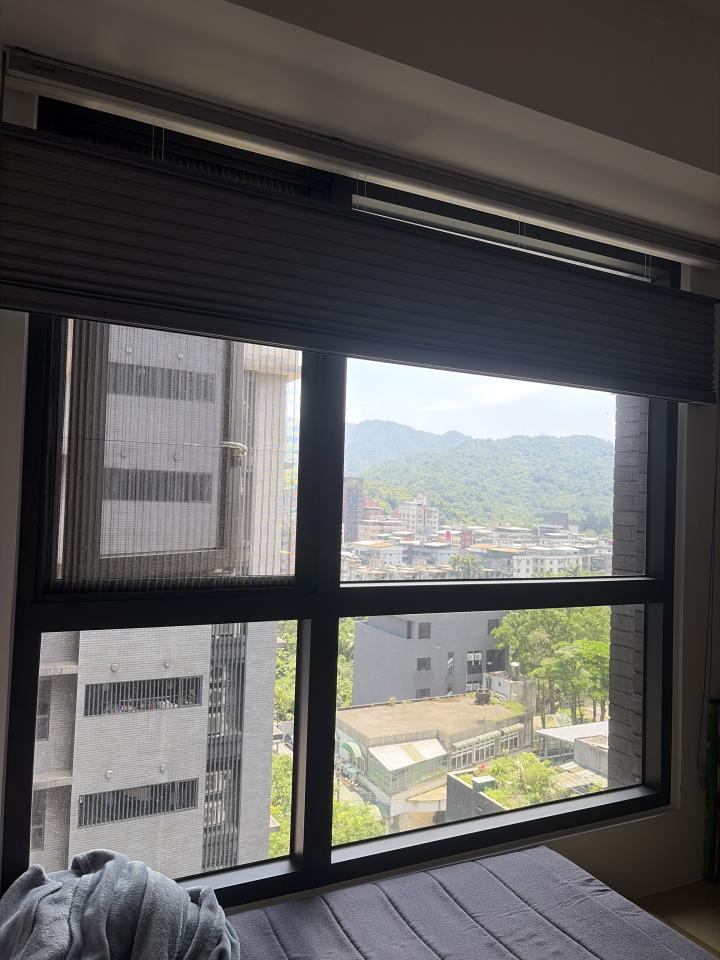 窗簾安裝維修案件圖片