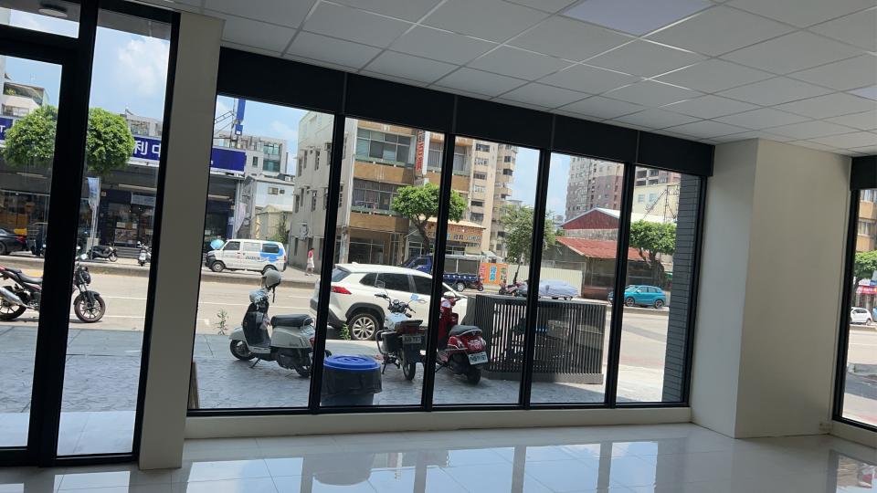 窗簾安裝維修案件圖片