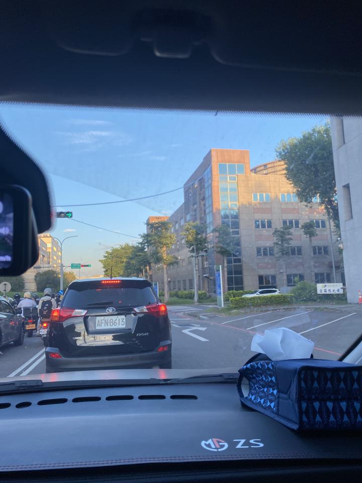 汽車玻璃修補案件圖片