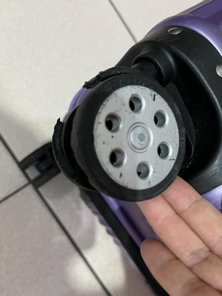 行李箱維修案件圖片
