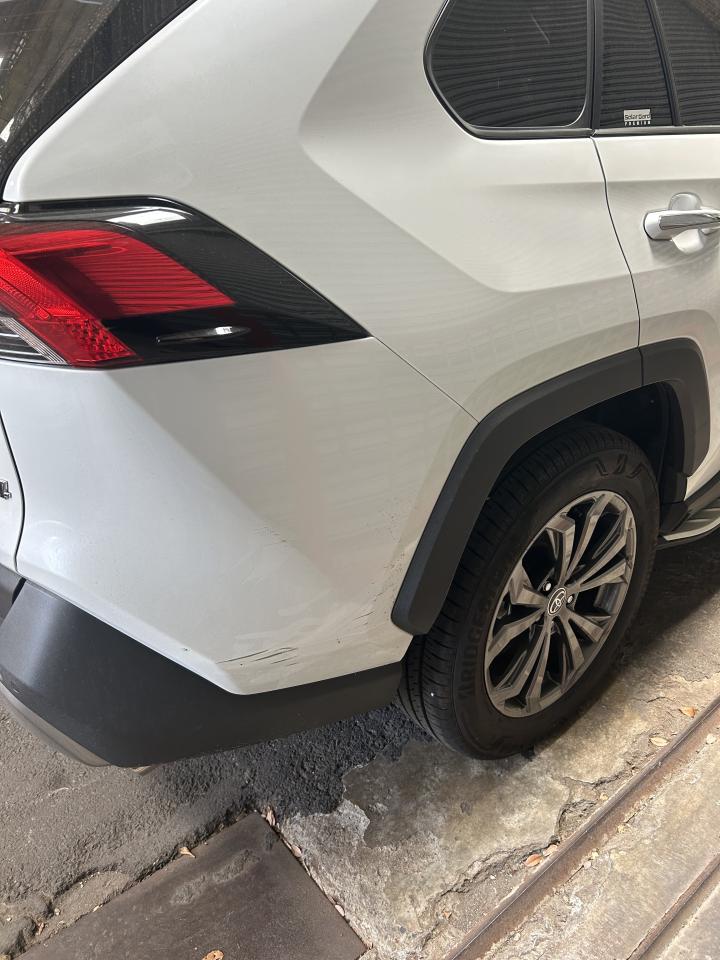 汽車板金烤漆案件圖片
