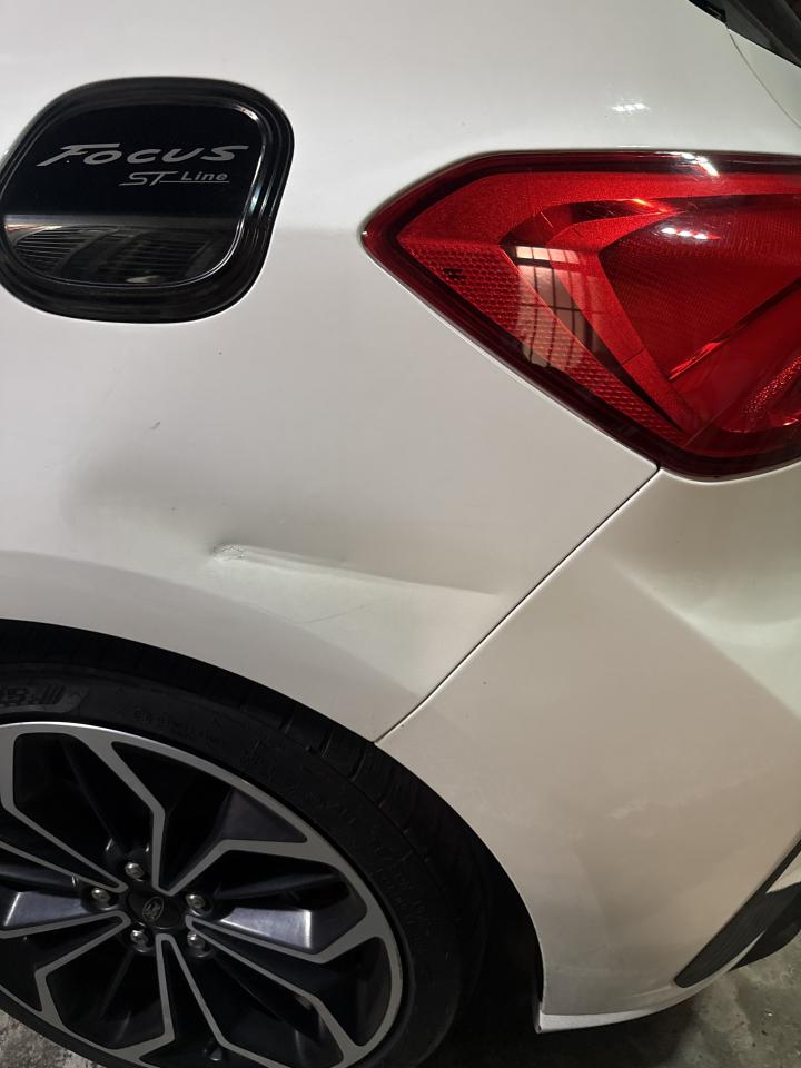 汽車板金烤漆案件圖片