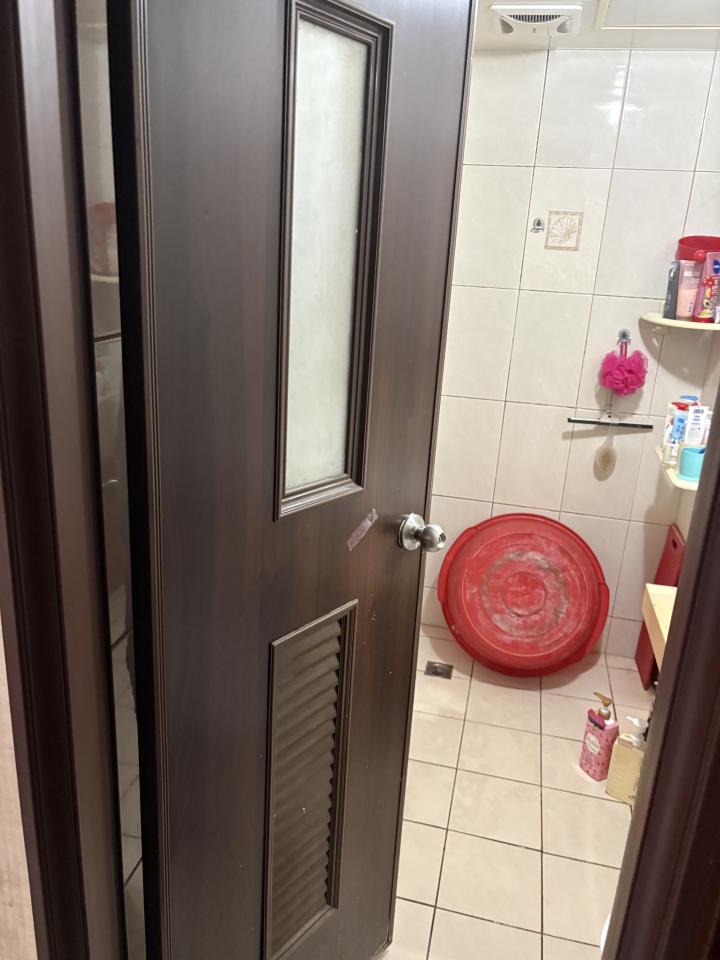 浴室門案件圖片