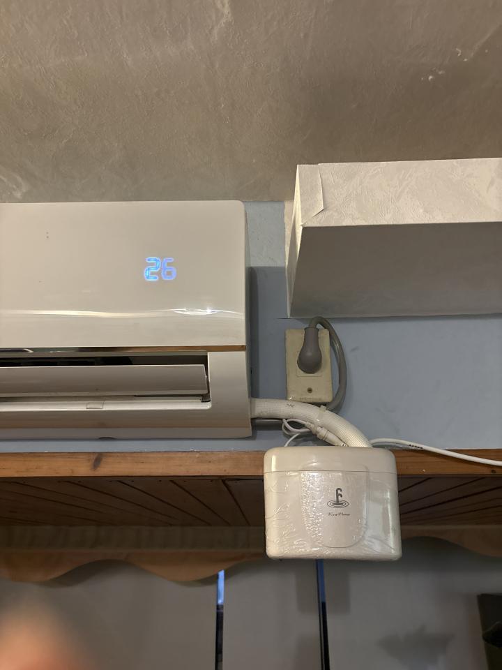 冷氣排水器安裝案件圖片