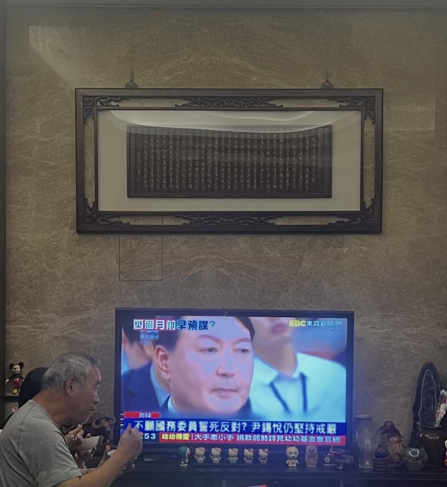 電視壁掛架安裝案件圖片