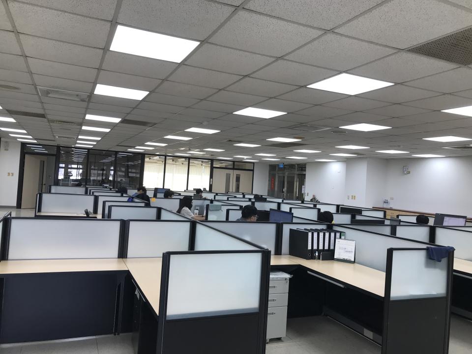 辦公家具回收案件圖片