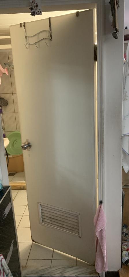 浴室門案件圖片