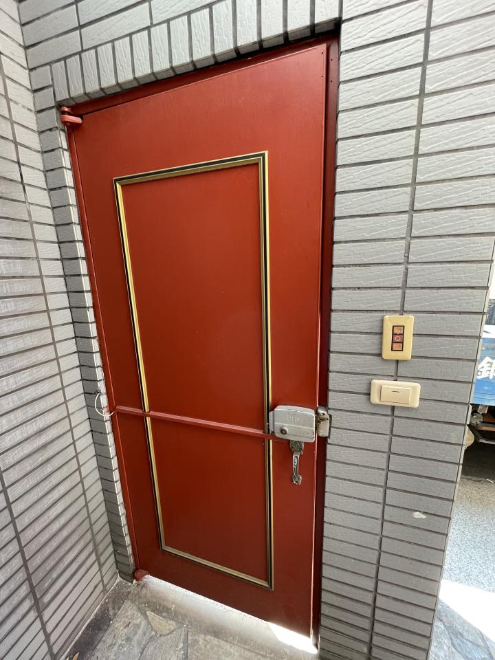 門片維修案件圖片
