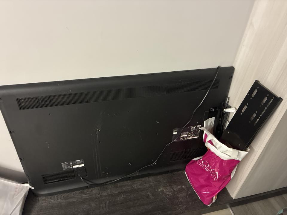 電視壁掛架安裝案件圖片
