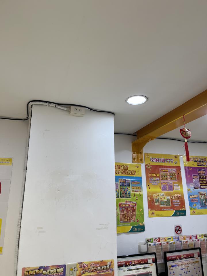 電視壁掛架安裝案件圖片