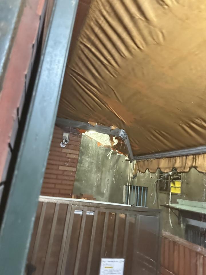 遮雨棚安裝案件圖片