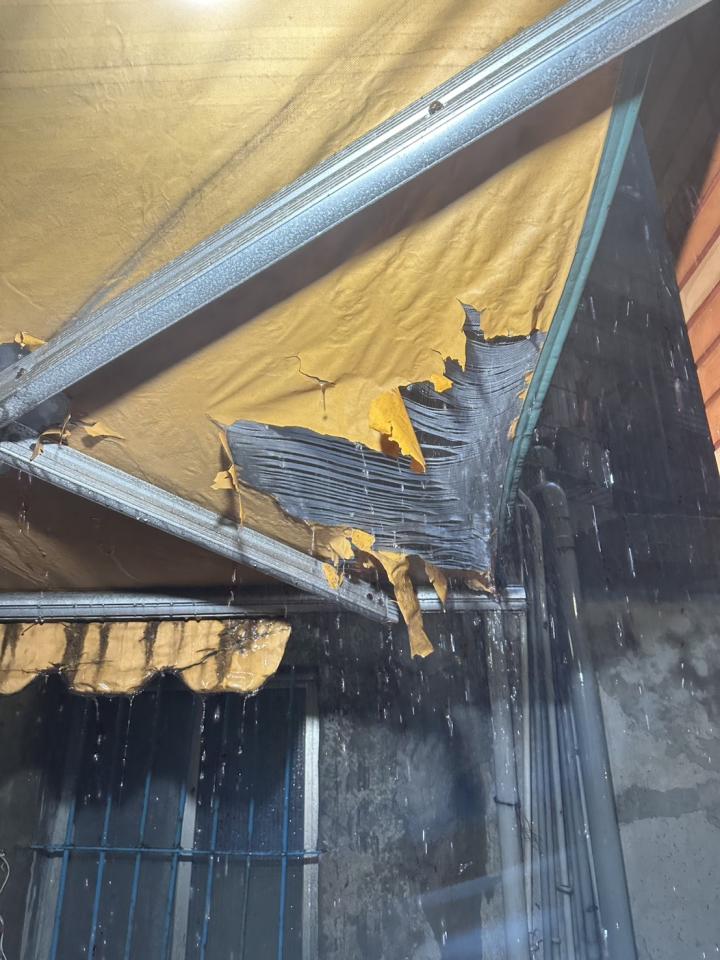 遮雨棚安裝案件圖片