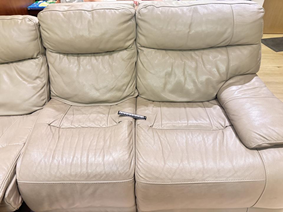 沙發修理案件圖片