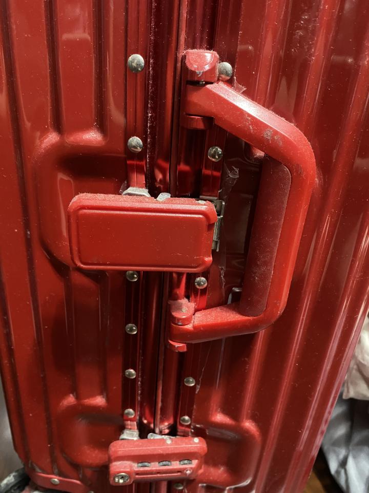 行李箱維修案件圖片
