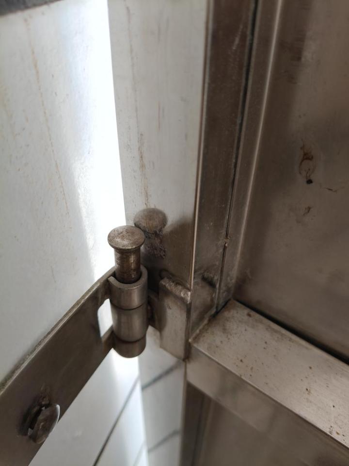鐵門案件圖片