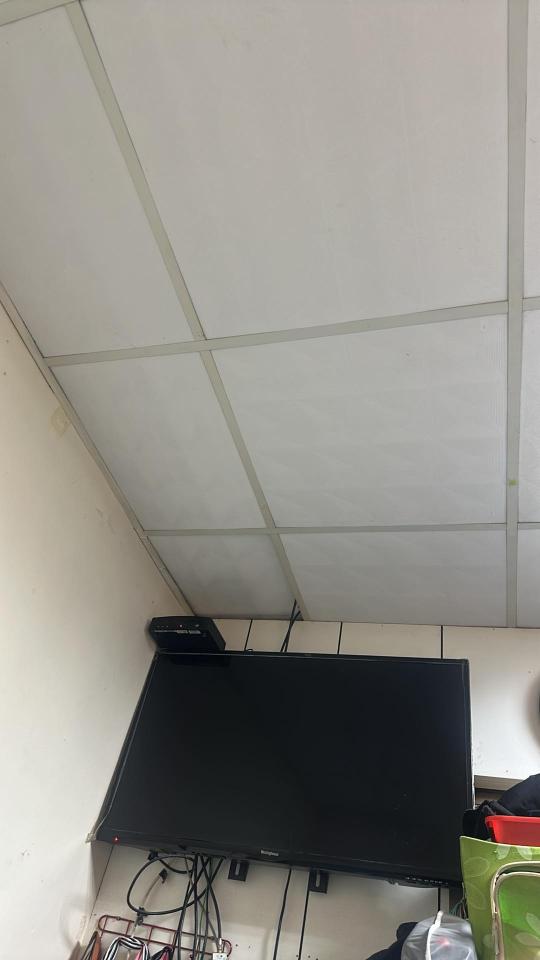 電視壁掛架安裝案件圖片