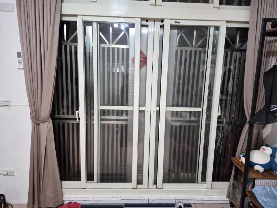 鋁門窗案件圖片
