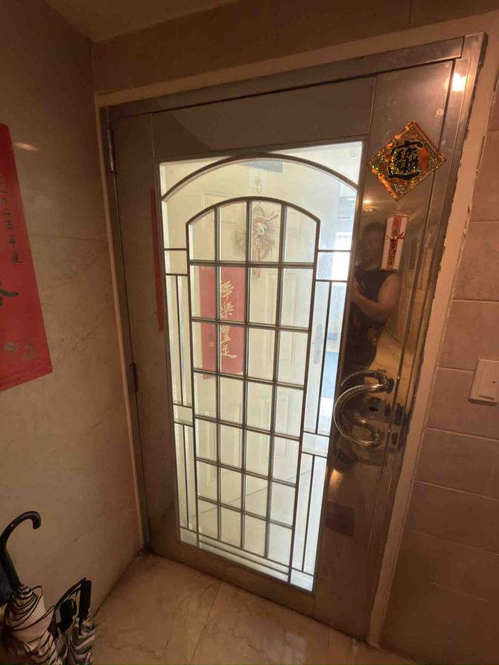 鐵門案件圖片